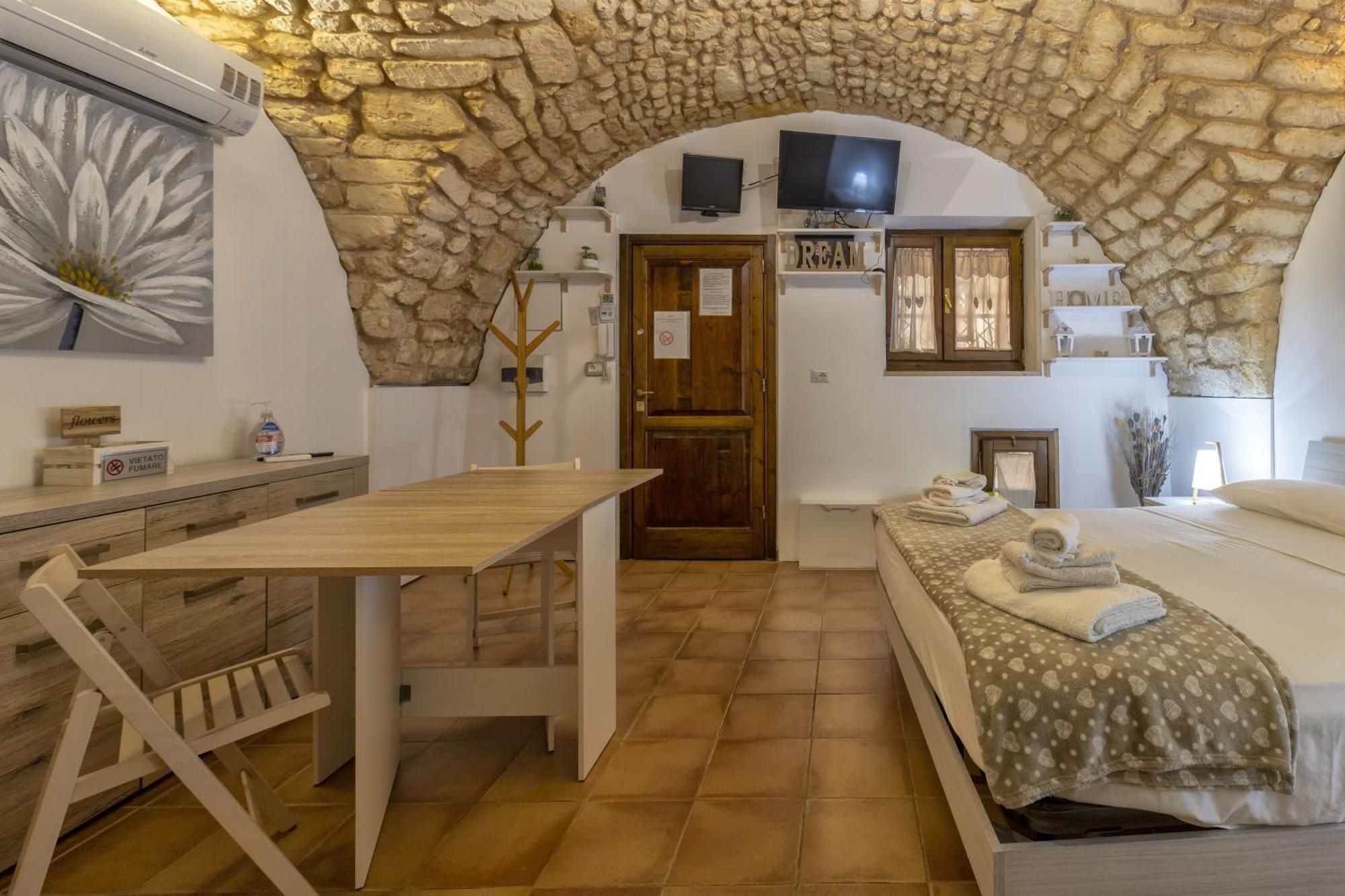 La Casetta Di Pietra ساساري المظهر الخارجي الصورة
